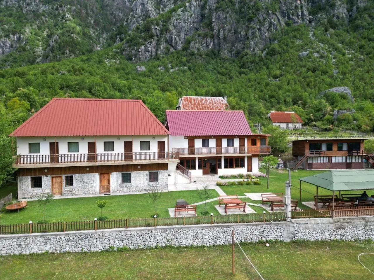 Guesthouse Driti Nderlysaj 0*,