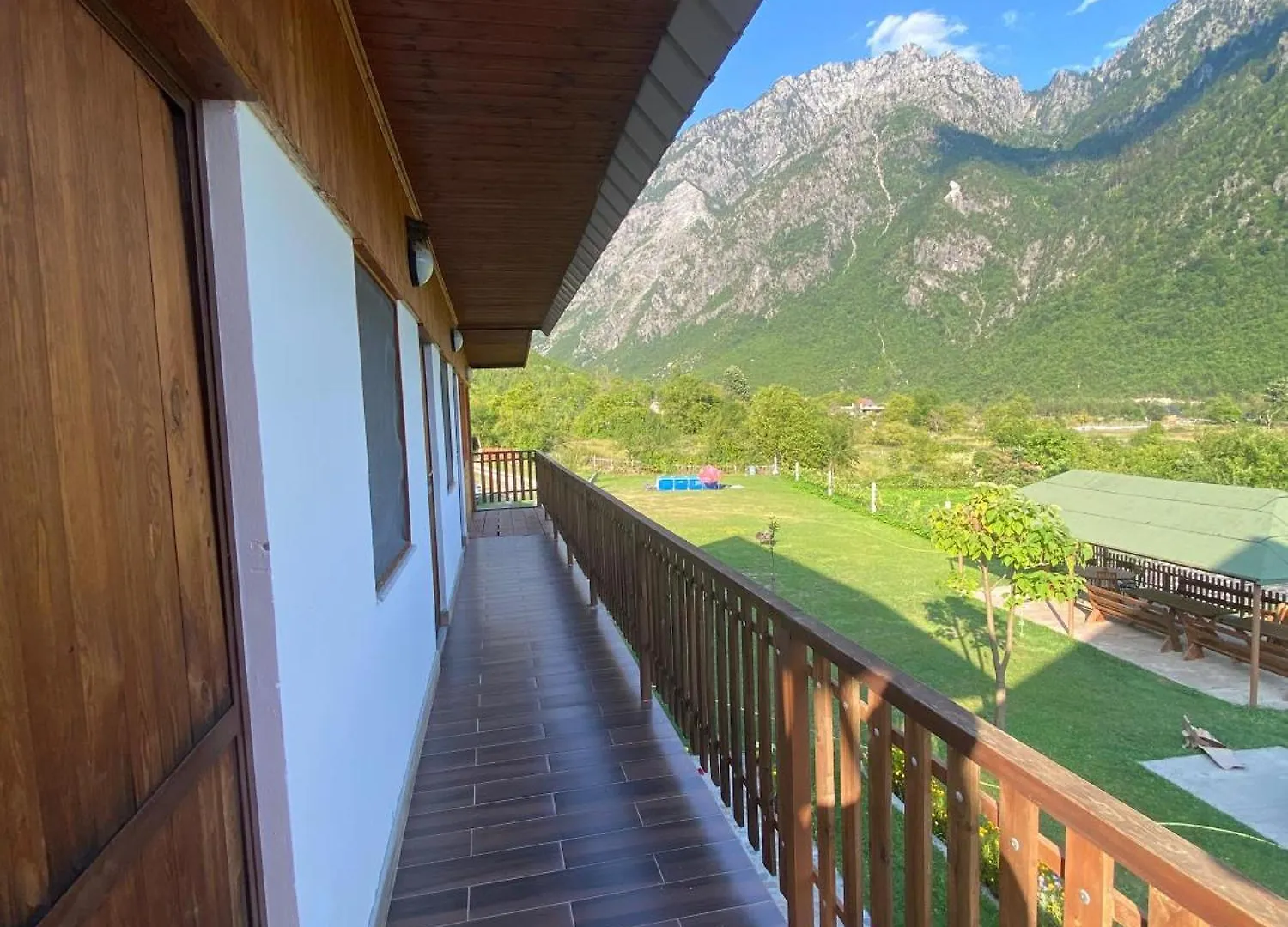 Bed & Breakfast Guesthouse Driti Nderlysaj Albanien